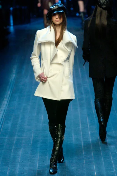 Look 11